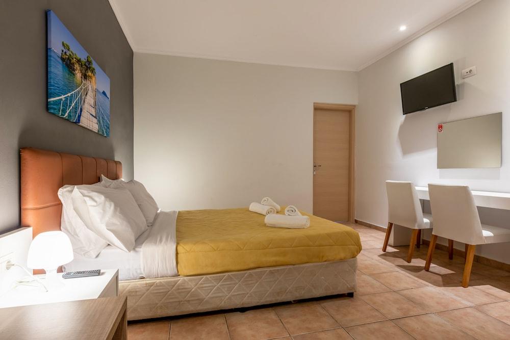 Arkadianos Aparthotel Agios Sostis  Exterior photo