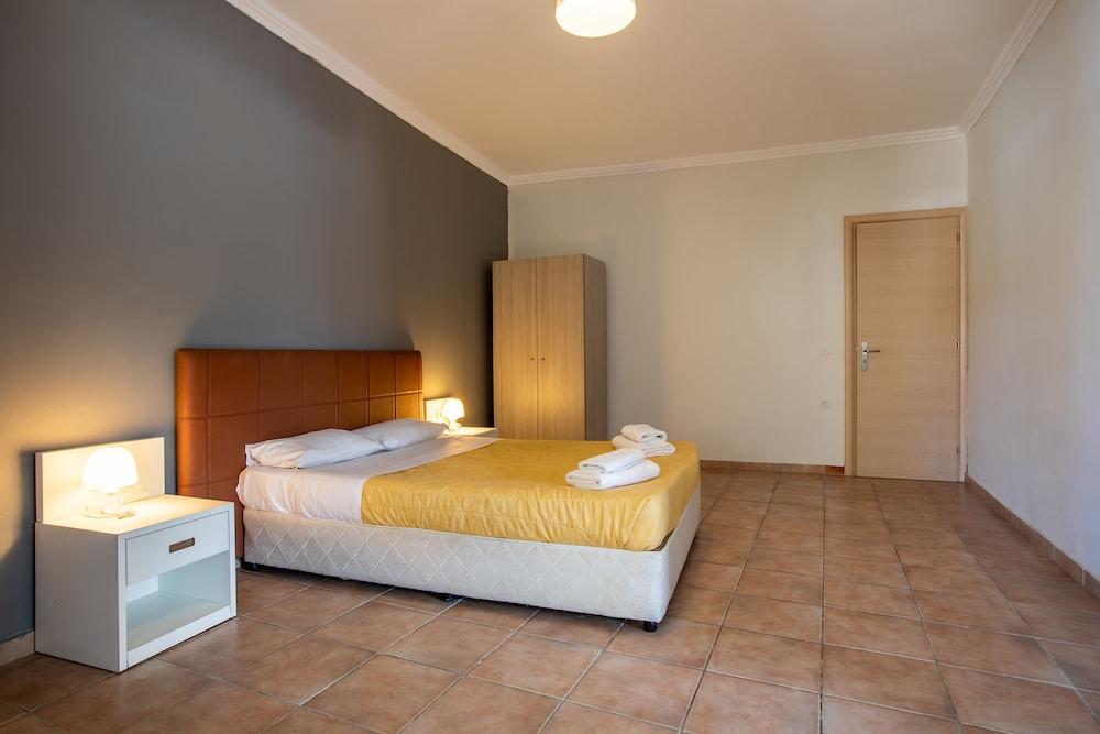 Arkadianos Aparthotel Agios Sostis  Exterior photo