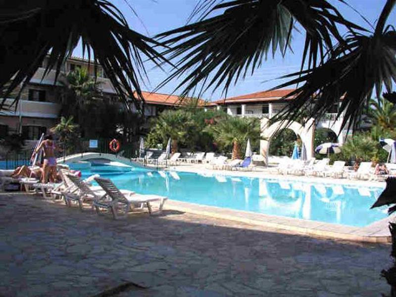 Arkadianos Aparthotel Agios Sostis  Exterior photo